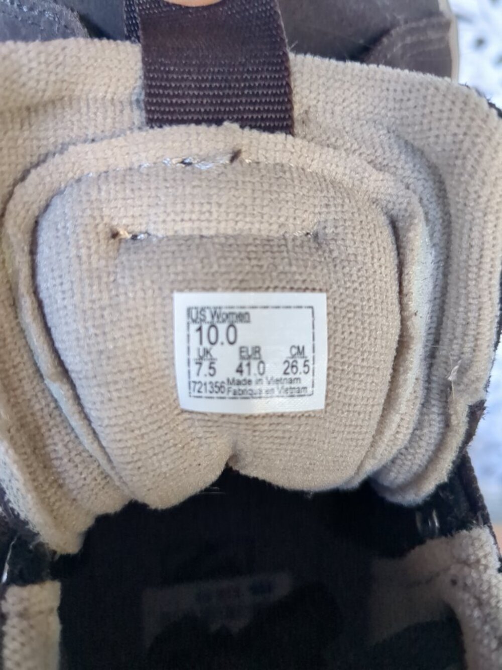 Size 10 👟👟👟 Women Vans Chocolate Suede High Top - Picture 14 of 16